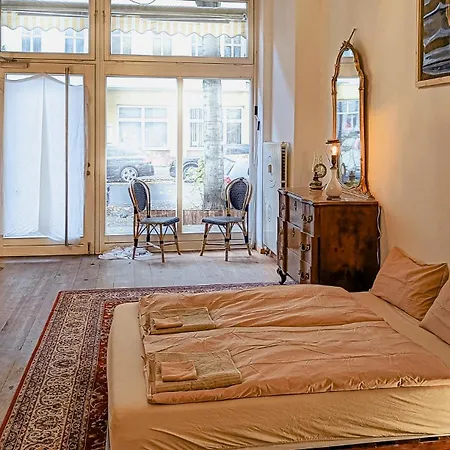Ferienwohnung La Vie En Rose: Elegance And Art Berlin Exterior foto